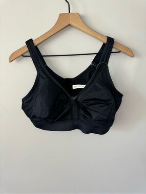 Cacique NWT Black Cooling Collection Unlined No Wire Bra 42D